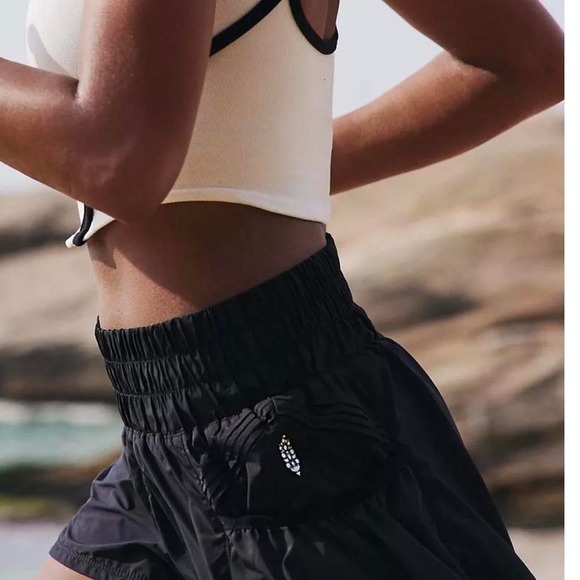 Pants - Free People Movement NWOT Get Your Flirt on Shorts